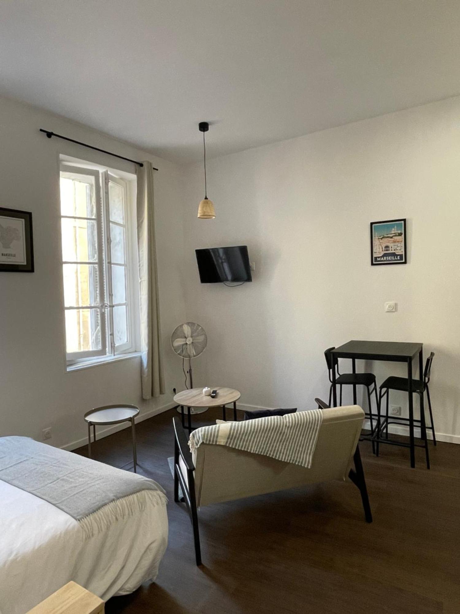 Ferienwohnung Au Coeur Du Camas Marseilles Exterior foto